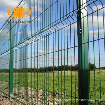 Curvy welded wire mesh 3D triangle mesh fence